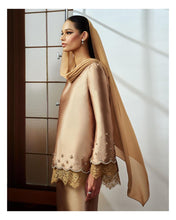 Load image into Gallery viewer, Wisturi Kurung Kedah (Bronze Brown)