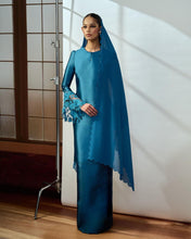 Load image into Gallery viewer, Selendang Bahu Sulam Scallop (Teal Blue) (PROMO PRICE : RM87)