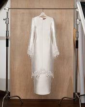 Load image into Gallery viewer, Daisi Kurung Moden (PREORDER)