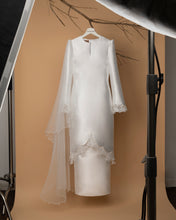 Load image into Gallery viewer, Akasia Kurung Moden (PREORDER)