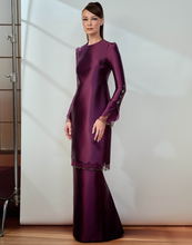 Load image into Gallery viewer, Alpina Kurung Moden (Violet Purple)