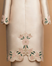 Load image into Gallery viewer, Custom Casablanca Kurung Moden (PREORDER)