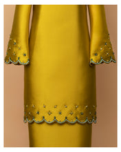 Load image into Gallery viewer, Custom Wudani Kurung Moden (PREORDER)