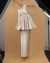 Load image into Gallery viewer, Tulip Kurung (PREORDER)