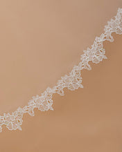 Load image into Gallery viewer, Plain Veil With Subtle All-Round Embroidery Lace