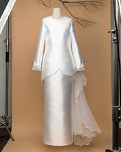 Load image into Gallery viewer, Kenanga Mini Kurung (PREORDER)