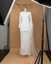 Load image into Gallery viewer, Casia Mini Kurung (PREORDER)