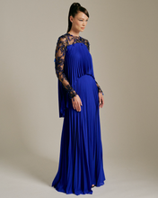 Load image into Gallery viewer, KANDIS PLEATED KURUNG (BESPOKE)
